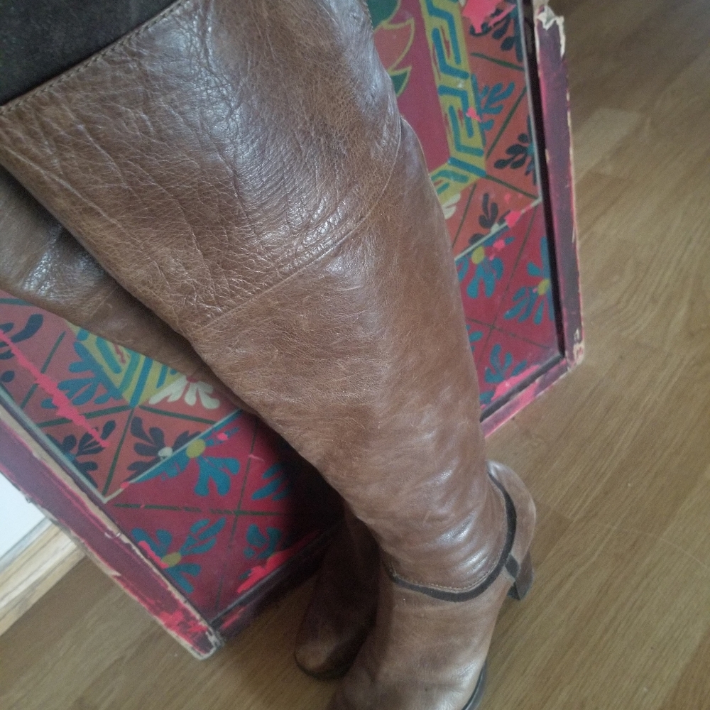 Heeled Boot - Picture 3 of 8